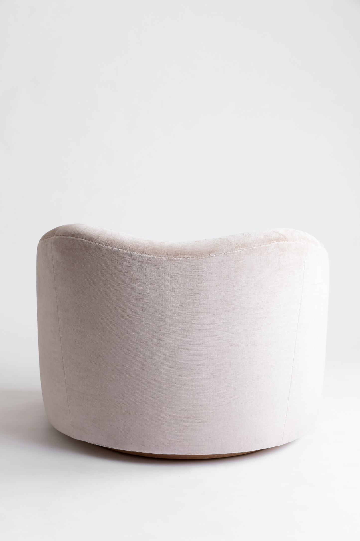 Shown in Natural Oak base finish with COM Velvet fabric