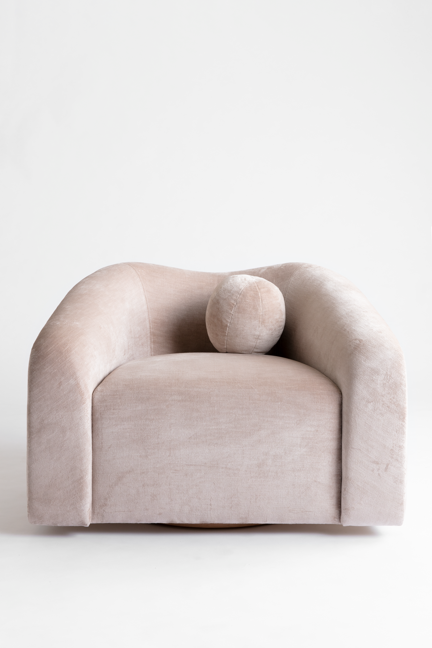 Shown in Natural Oak base finish with COM Velvet fabric