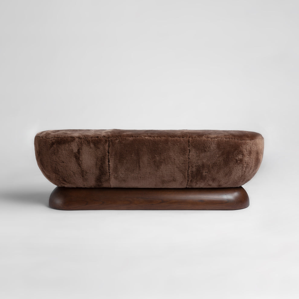 Shown in Mocha Oak base with Latte Shearling top