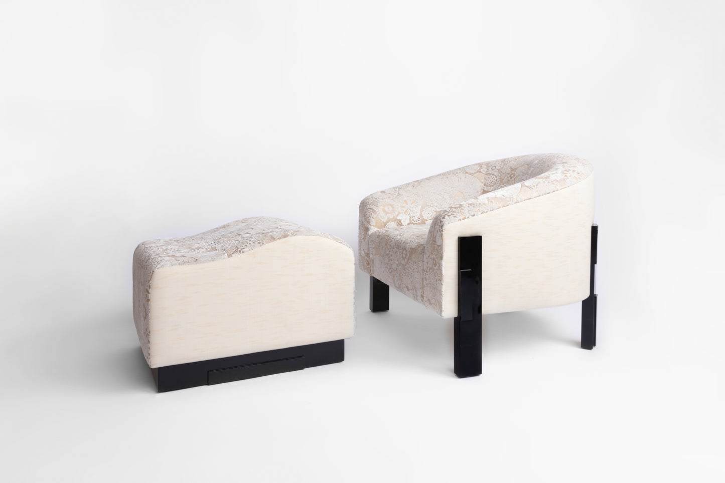 Fold Lounge Chair