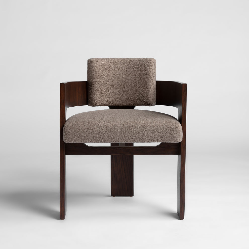 Shown in Mocha Oak frame with Barley Sherpa Boucle cushions