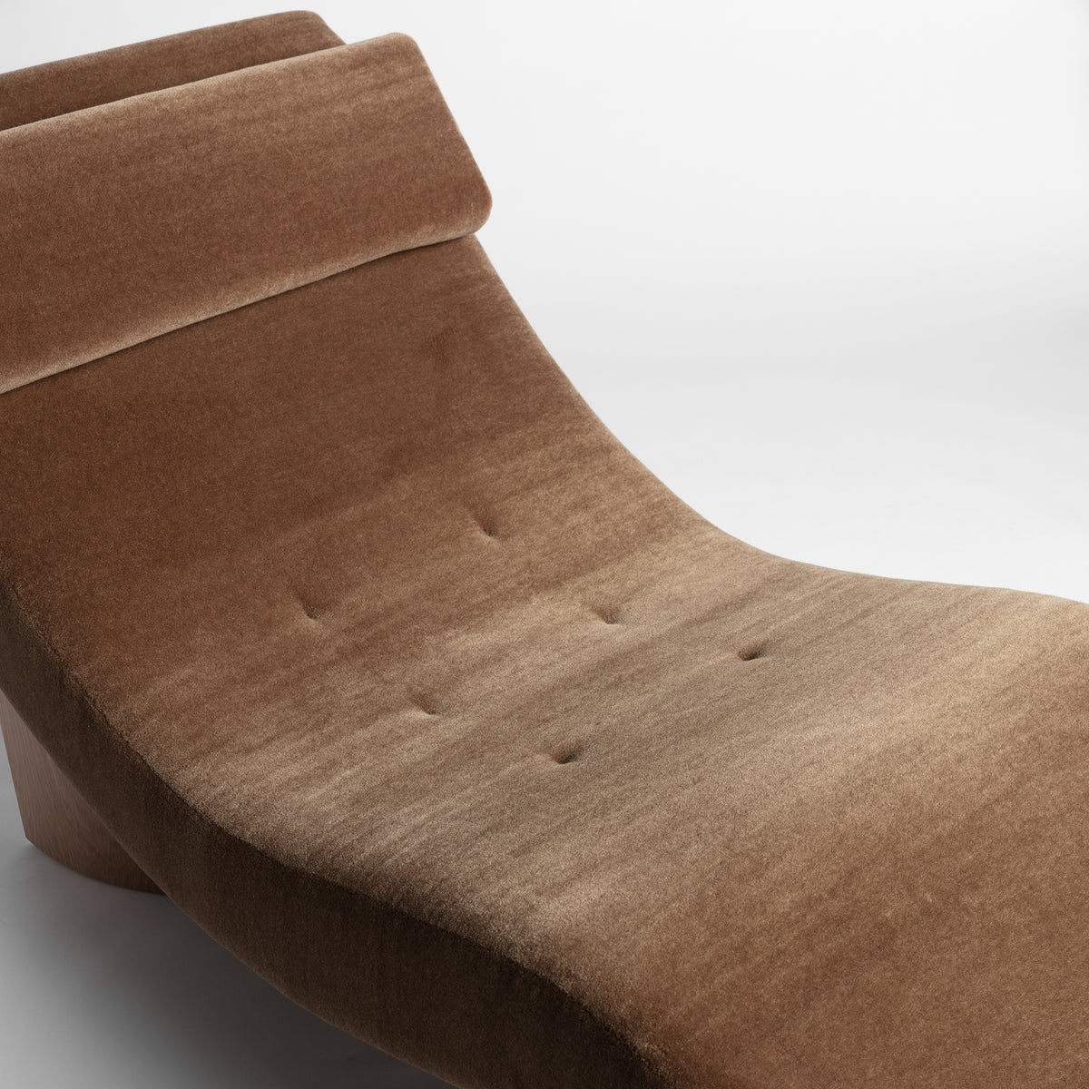 Shown in Natural Oak with Teddy Bear Mohair