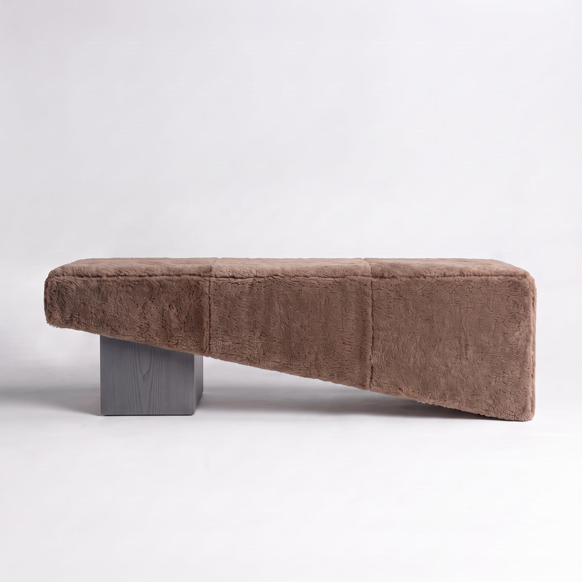 Charcoal Oak + Latte Shearling