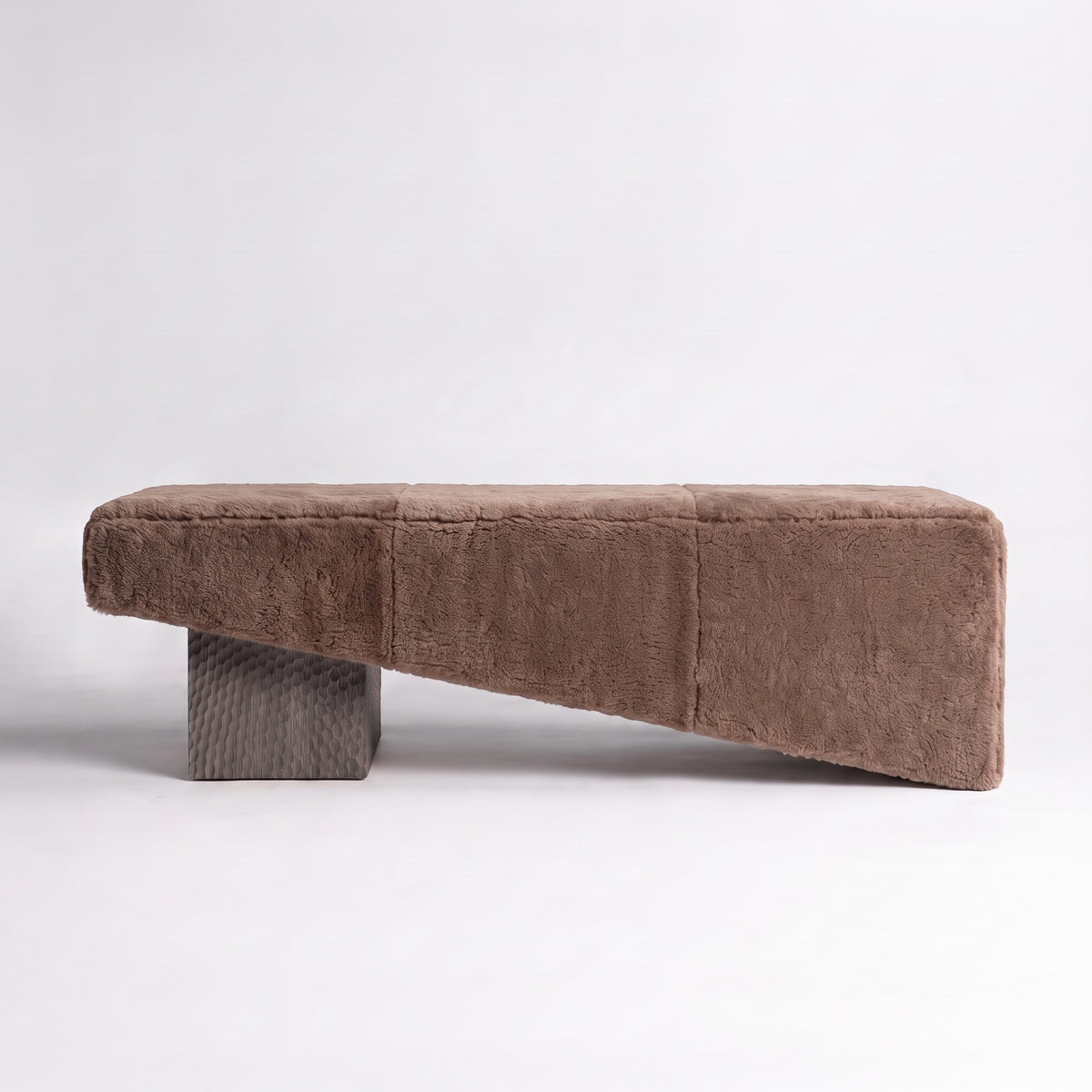 Chiseled Charcoal Oak + Latte Shearling