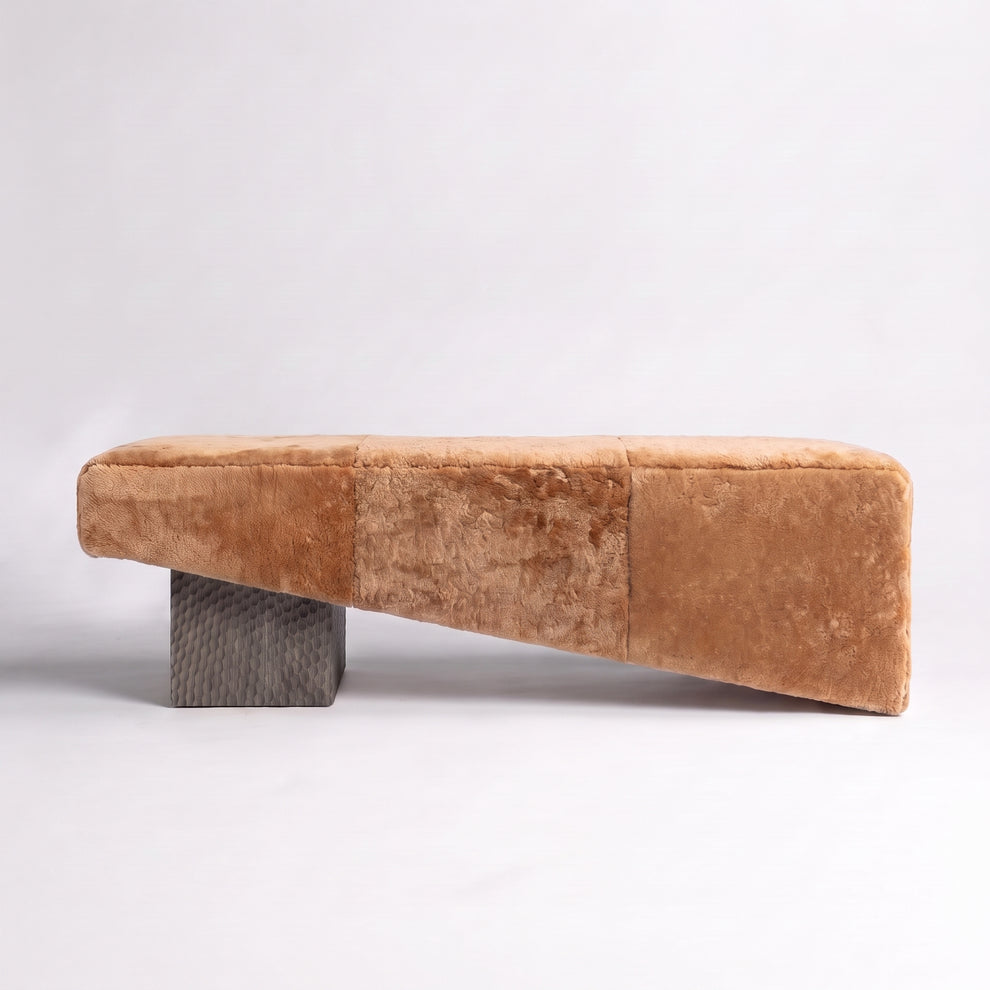 Chiseled Charcoal Oak + Nougat Shearling