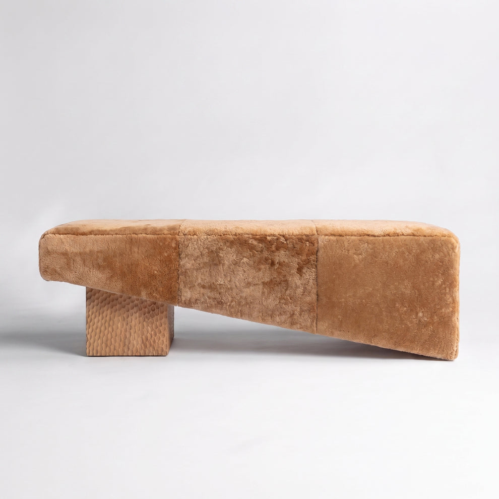 Chiseled Natural Oak + Nougat Shearling
