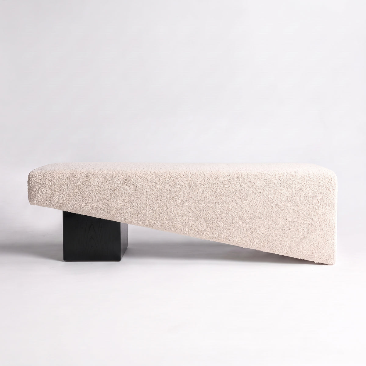 Gloss Ebony Oak + Ecru Sherpa Boucle