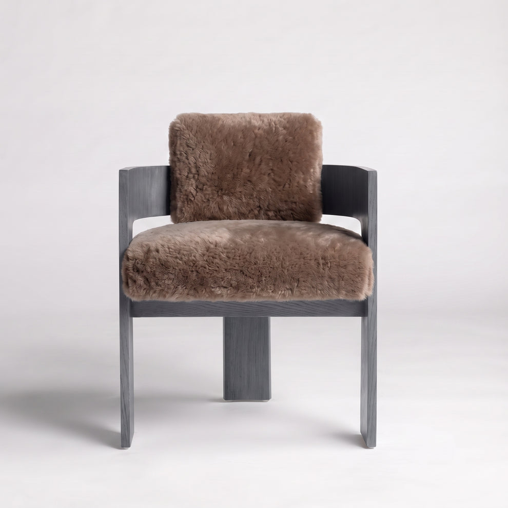 Charcoal Oak + Latte Shearling