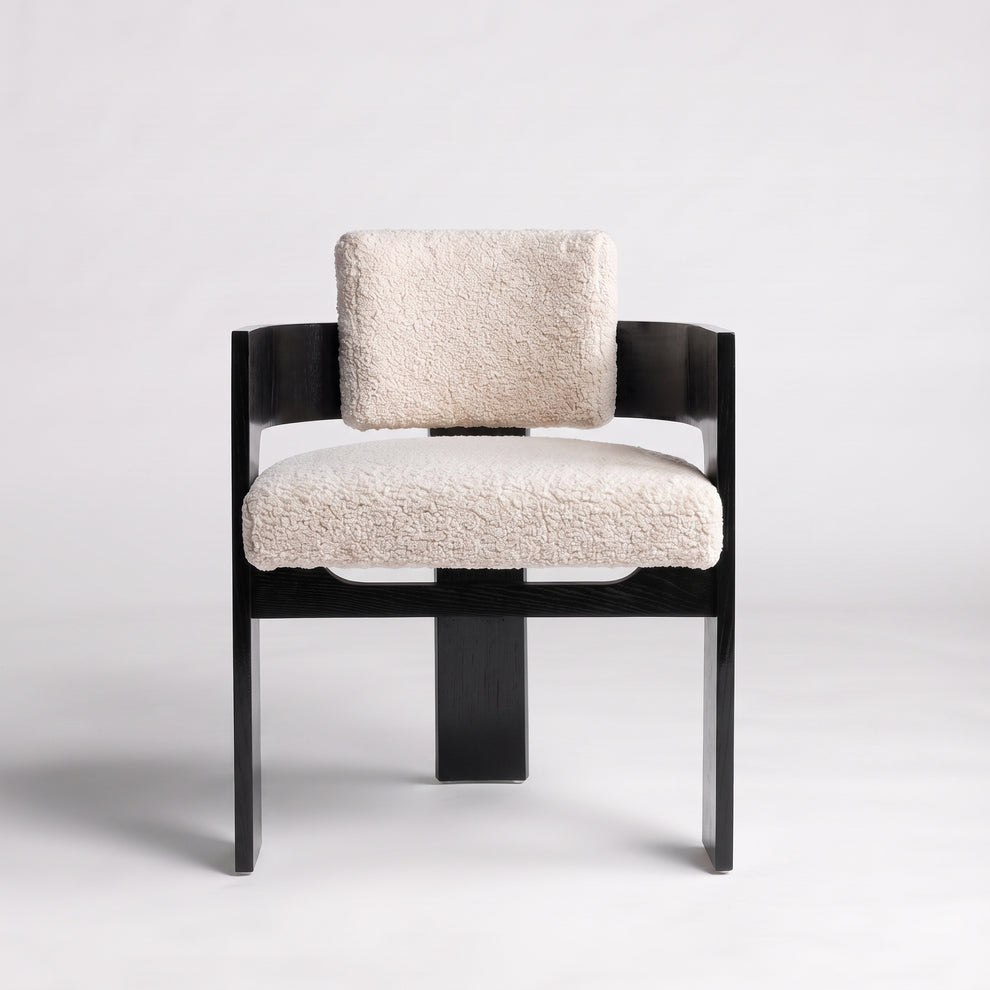 Gloss Ebony Oak + Ecru Sherpa Boucle