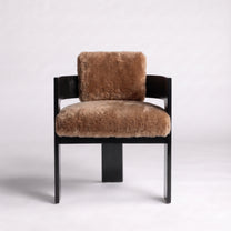 Gloss Ebony Oak + Nougat Shearling