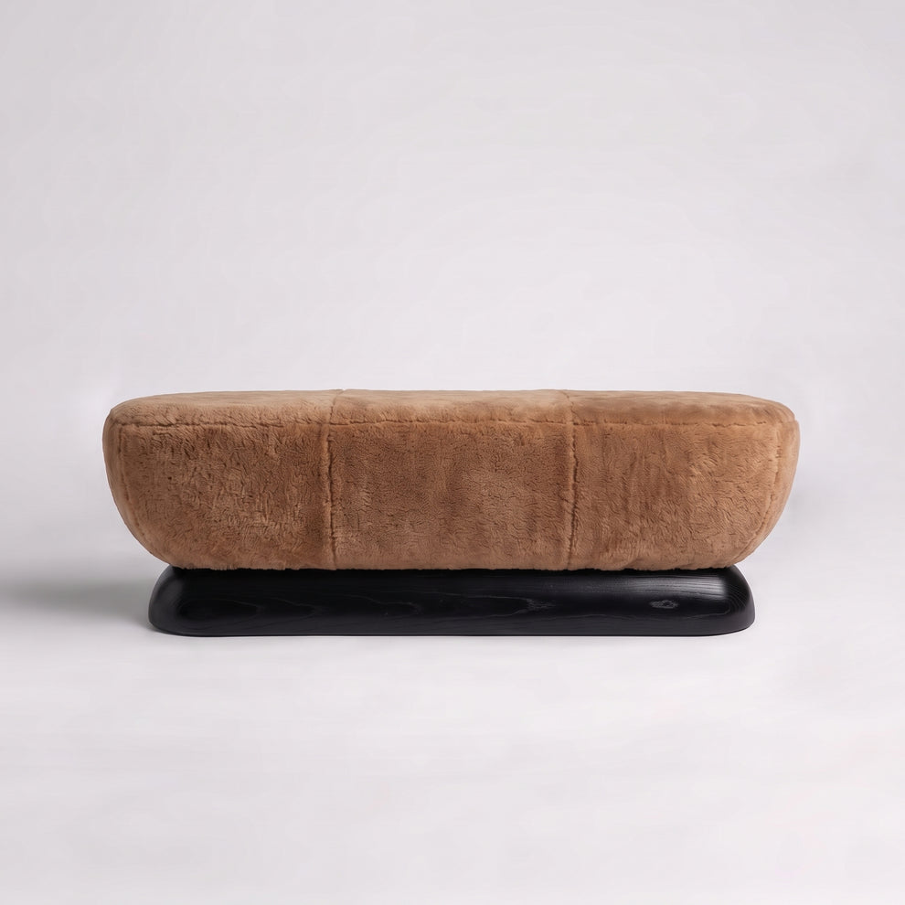 Gloss Ebony Oak + Nougat Shearling
